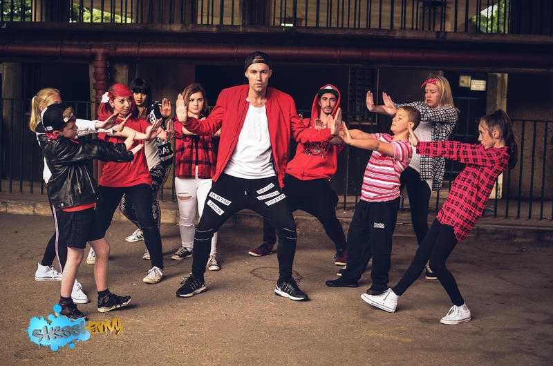 Dance Sessions for Adults in Bristol (street dance, commercial, reggaeton, cabaret and more)