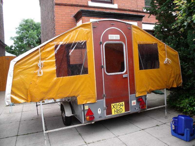 DANDY 4 berth trailer tent