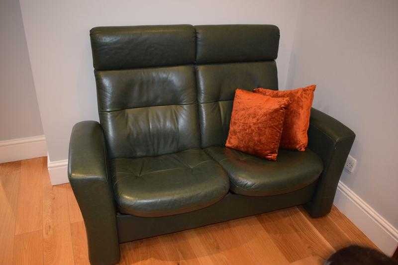 Daneway Retro Leather Recliner Sofa Home Cinema 2 Seater