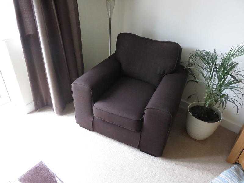 DARK BROWN ARMCHAIR MINT CONDITION