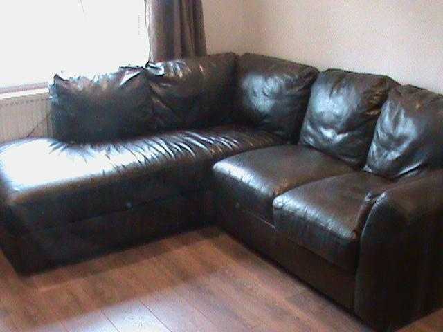 Dark Brown L shape corner 5 seater real Leather sofa