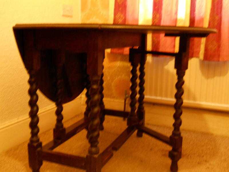 Dark Oak Table