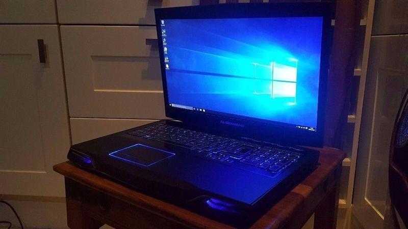 Dell Alienware M17x Core i7 16 GB