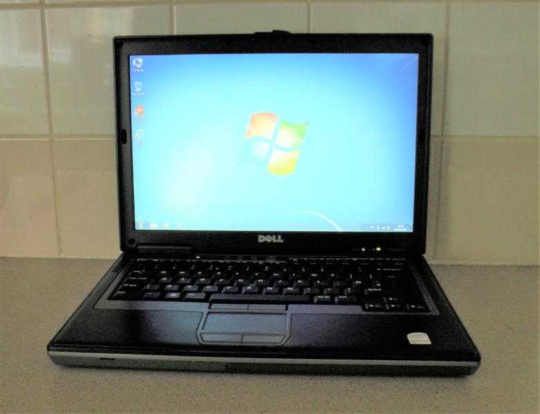 Dell Latitude D630 Laptop W7 2GB Wifi