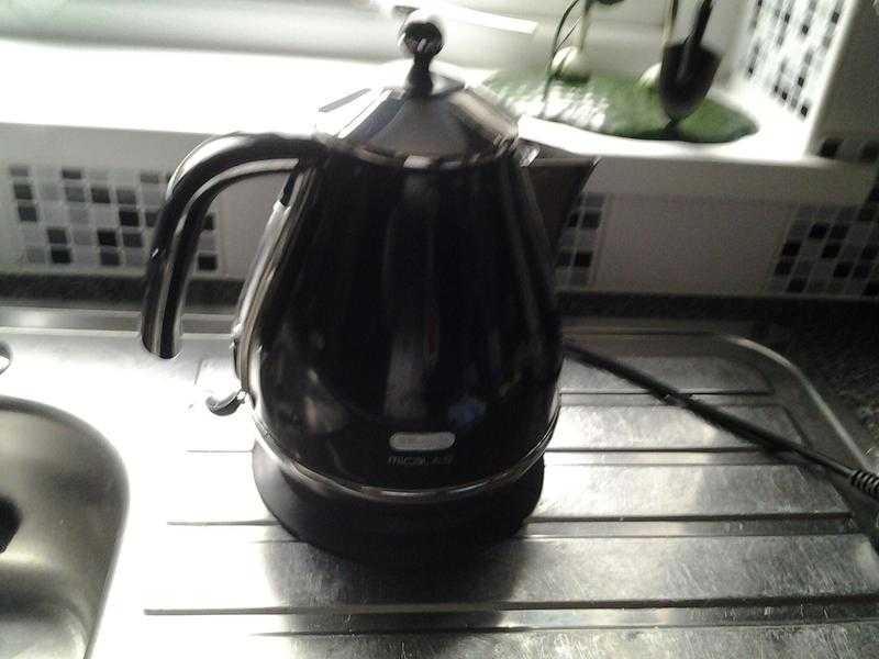 Delongei kettle.