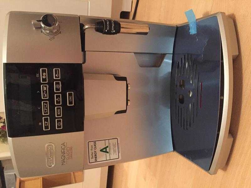 DeLonghi magnifica Rapid Cappuccino Bean To Cup Coffee Maker