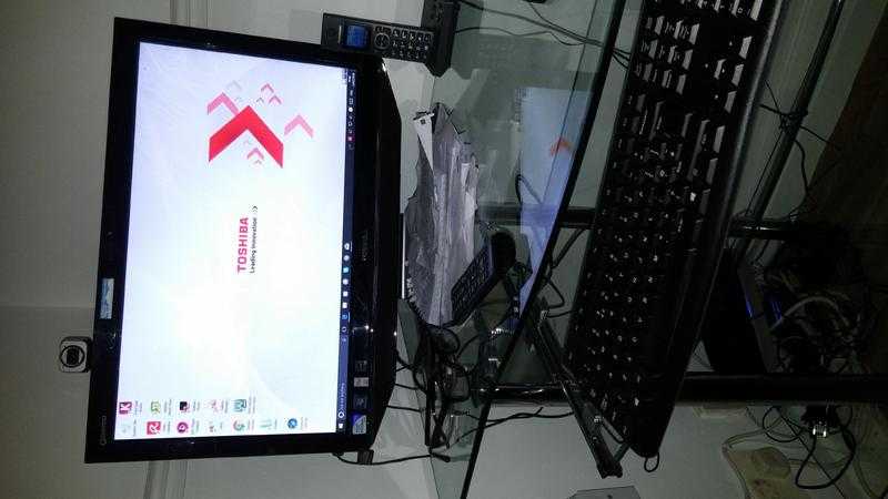 Desck top tosiba touch screen 23 inch