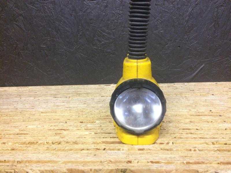 Dewalt DW919 18V Flexible Floodlight-18V FLOODLIGHT