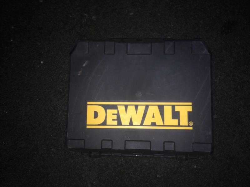 Dewalt Plastic Heavy Duty Kitbox Carry Case