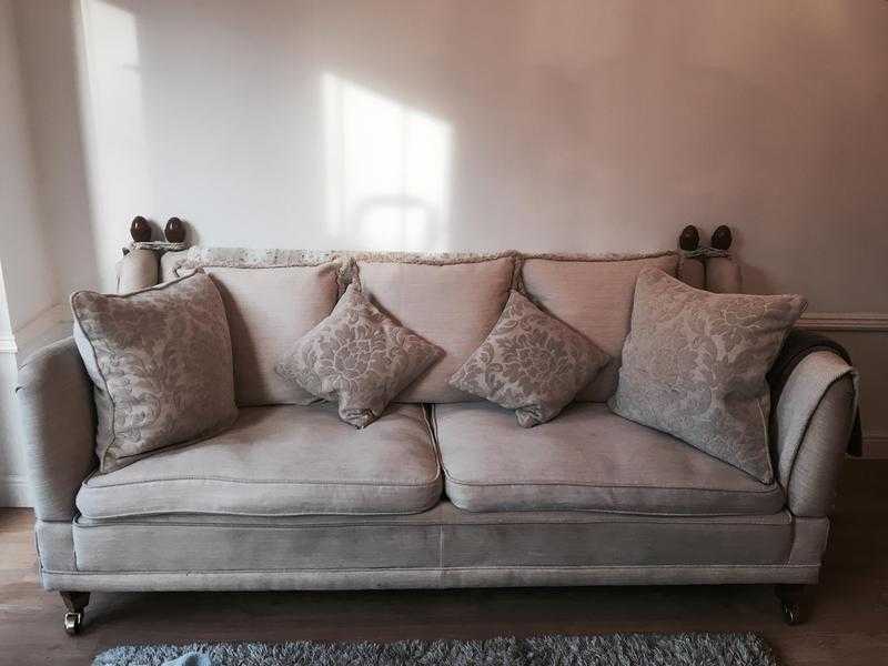 Dfs 3 seater scatter back sofa