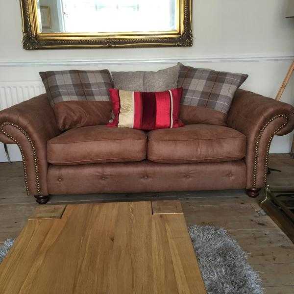 DFS Oakland 2 and 3 seater sofas with foot stool excellent condition