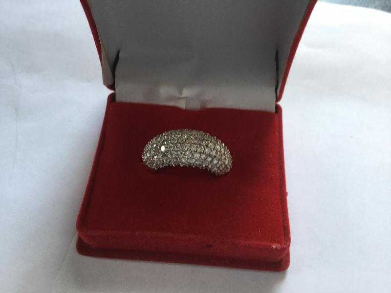 Diamond 2.85 cart 14k gold rIng with certificate