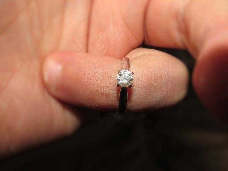 Diamond ring