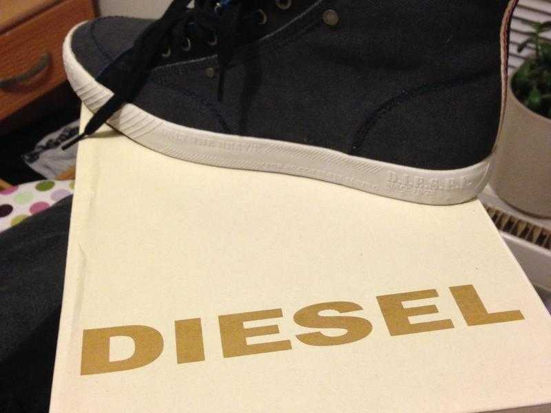 Diesel ankle high lace ups