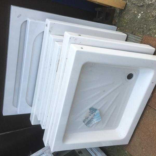 DIFFERENT SIZED SHOWER TRAYS