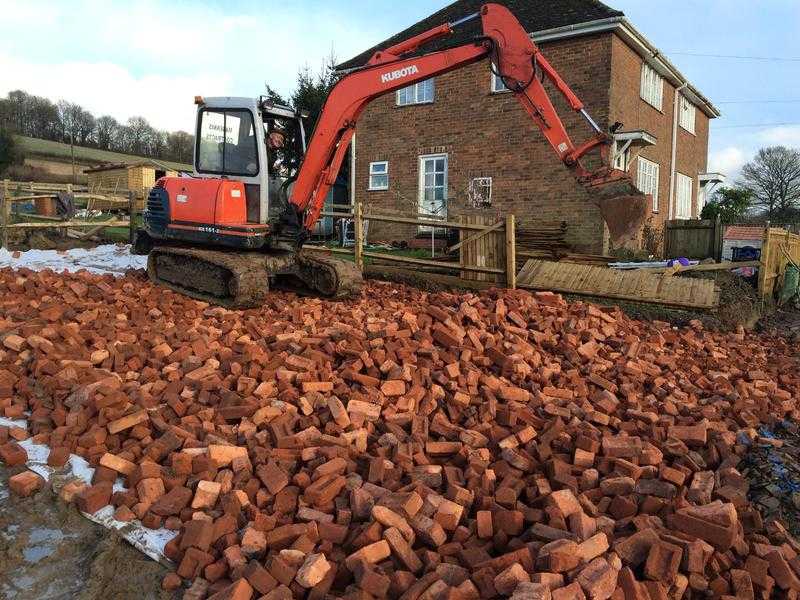 Digger and driver hire 2.5 ton 180 - 5 ton 230 per 8hr day also 1ton skip loader 120 with driver.