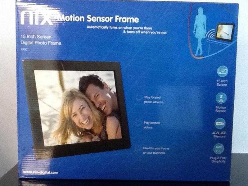 Digital photo frame