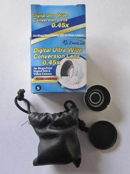 Digital Ultra Wide Conversion Lens 0.45x