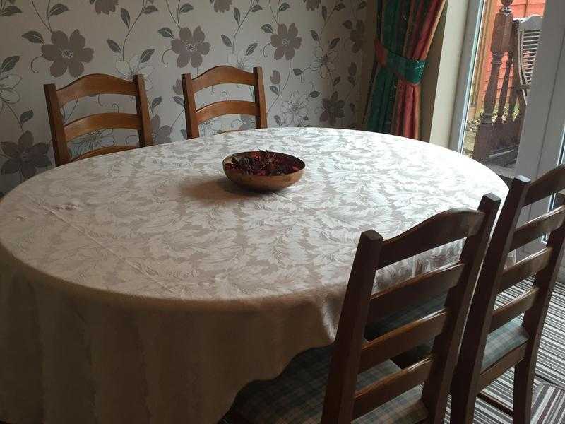 Dining room table with 4 chairs