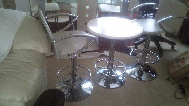 Dining set gas lift table and chairs