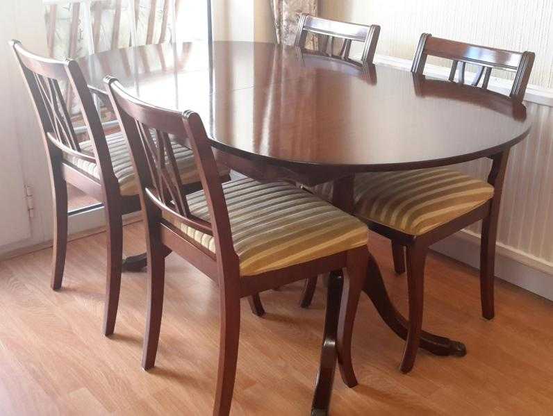 DINING TABLE  4 CHAIRS