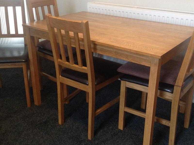 Dining table and 4 chairs