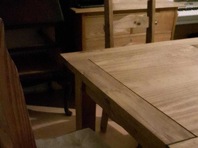 Dining table and 4 chairs