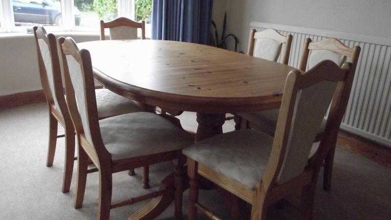 Dining Table and 6 Chairs