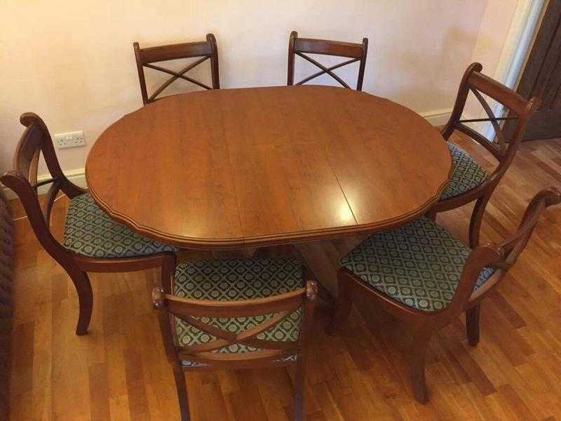 Dining table and 6 chairs