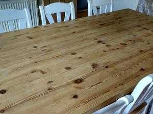 Dining table and 6 chairs wooden with green velvet seats