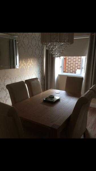 Dining table and 6 leather chairs