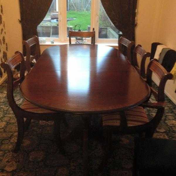 Dinning room table and chairs