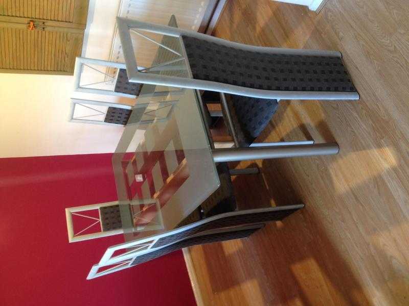 Dinning Table with 6 chairs FOR SALE