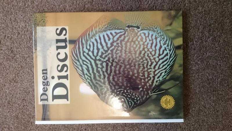 DISCUS BOOKS