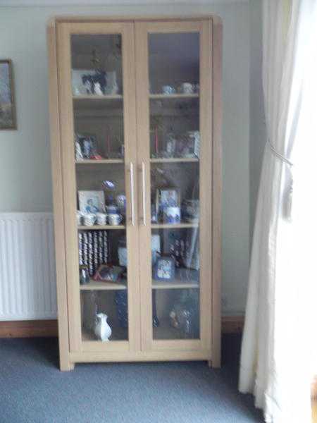 Display Cabinet