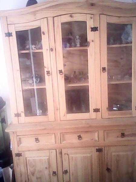 display cabinet