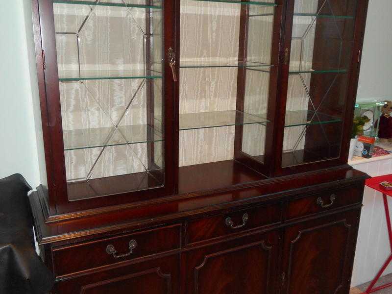 display cabinet