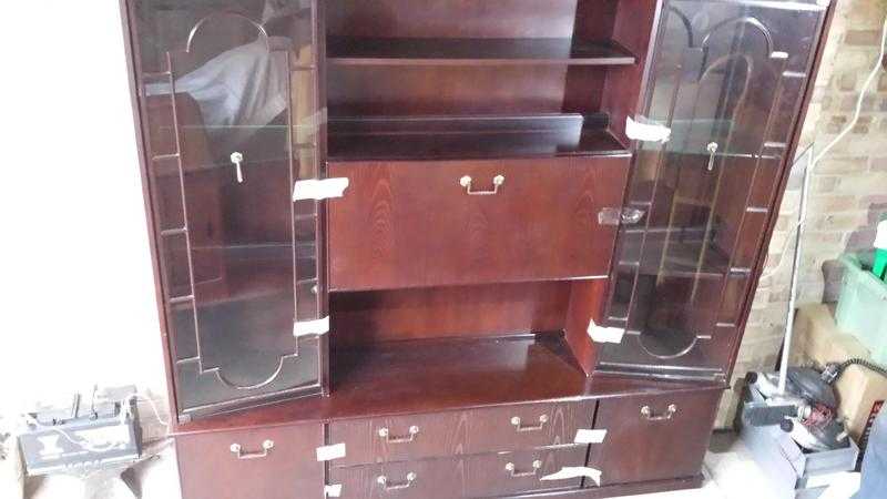 display cabinet