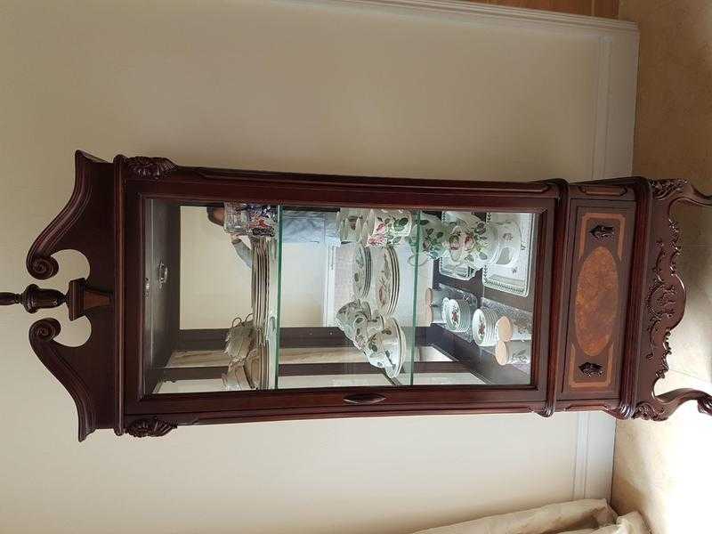 Display Cabinet