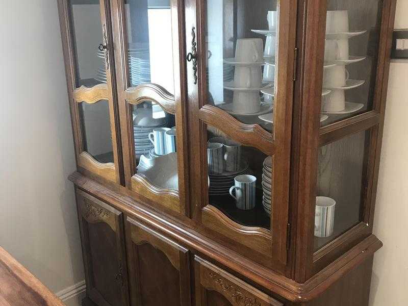 Display Cabinet Anitique