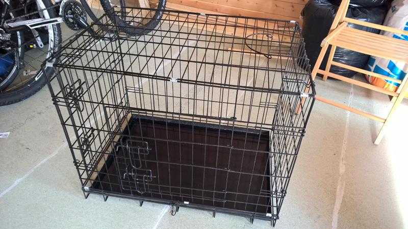 Dog Crate Medium 30quot Black With Metal Tray.