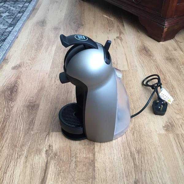 Dolce Gusto Piccolo Manual Coffee Machine, by Krups - Titanium Grey - Nescaf