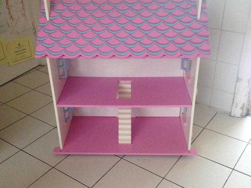 Dolls house toys pink