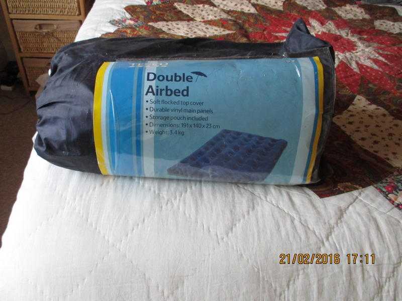 DOUBLE AIRBED