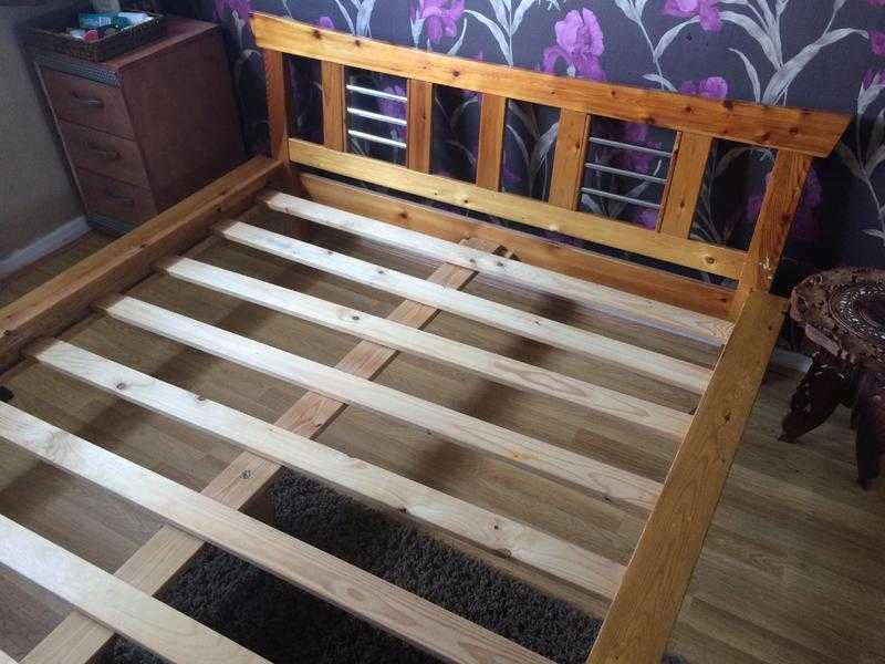 Double bed base