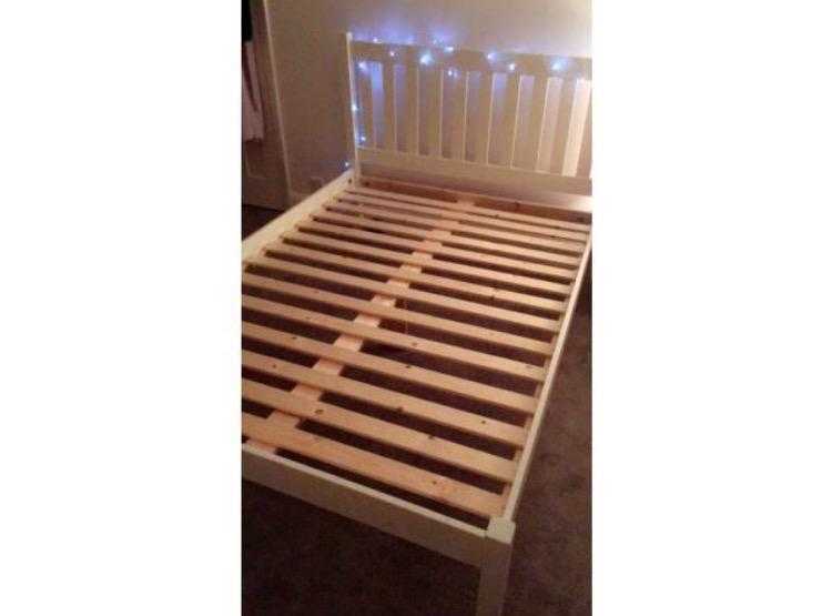 Double bed frame