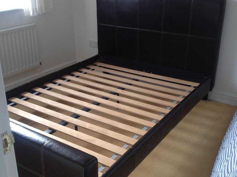 Double bed frame