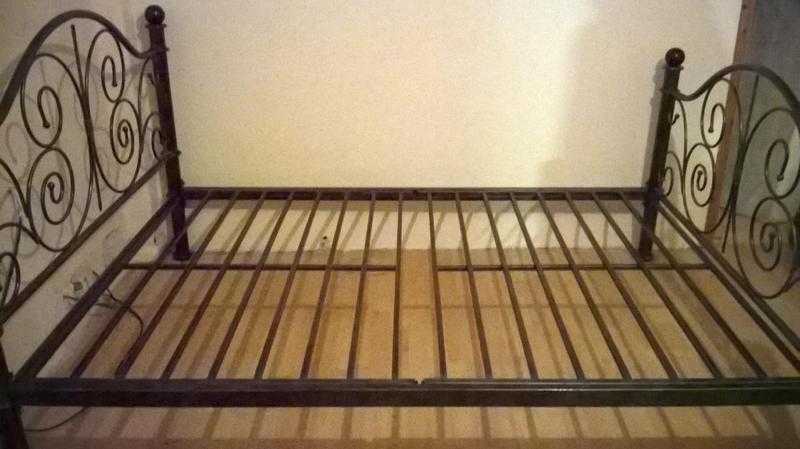 double iron bedframe