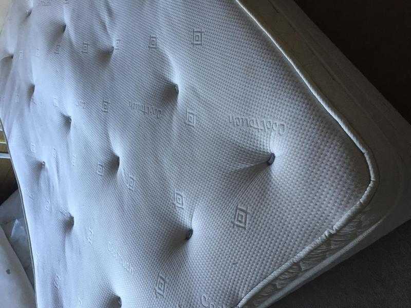 Double memory foam mattress