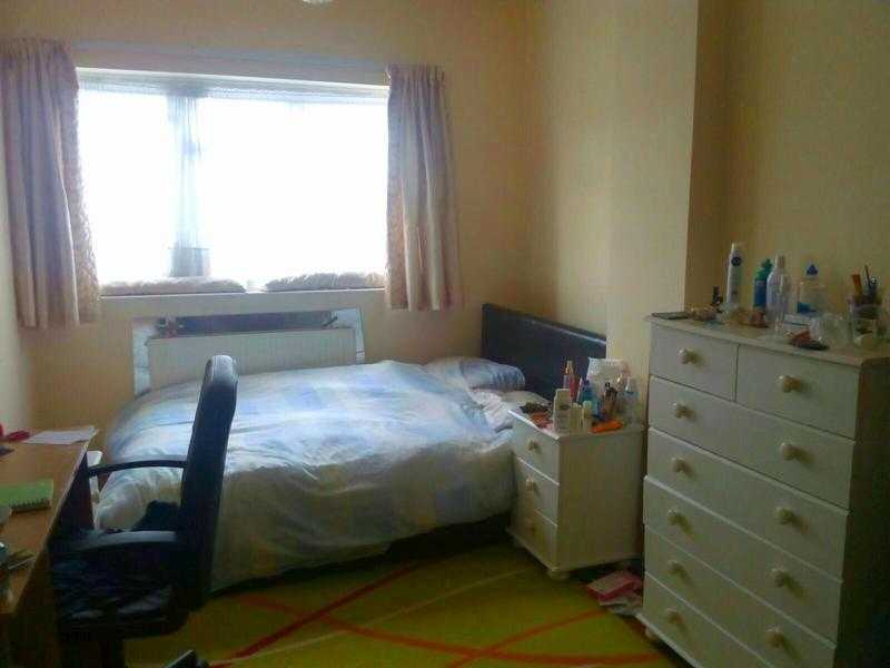 Double Room in Town Centre